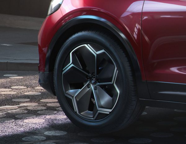 ALL-ELECTRIC CAPRI FROM 10/2024 ALLOY WHEEL 21" FRONT