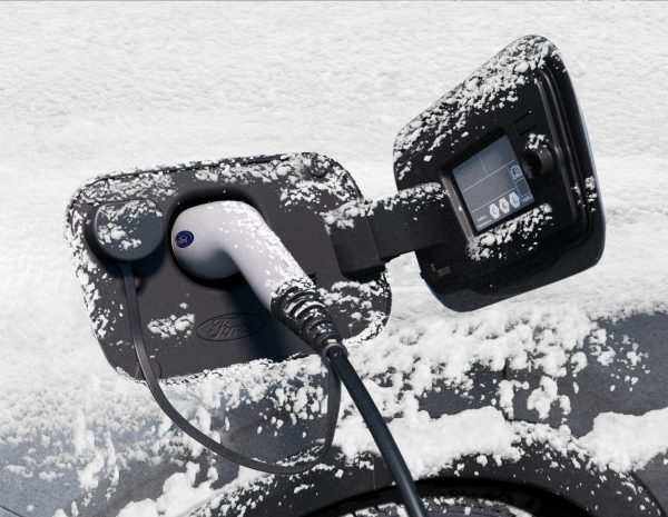ALL-ELECTRIC EXPLORER/ALL-ELECTRIC CAPRI CHARGING PORT WINTER COVER